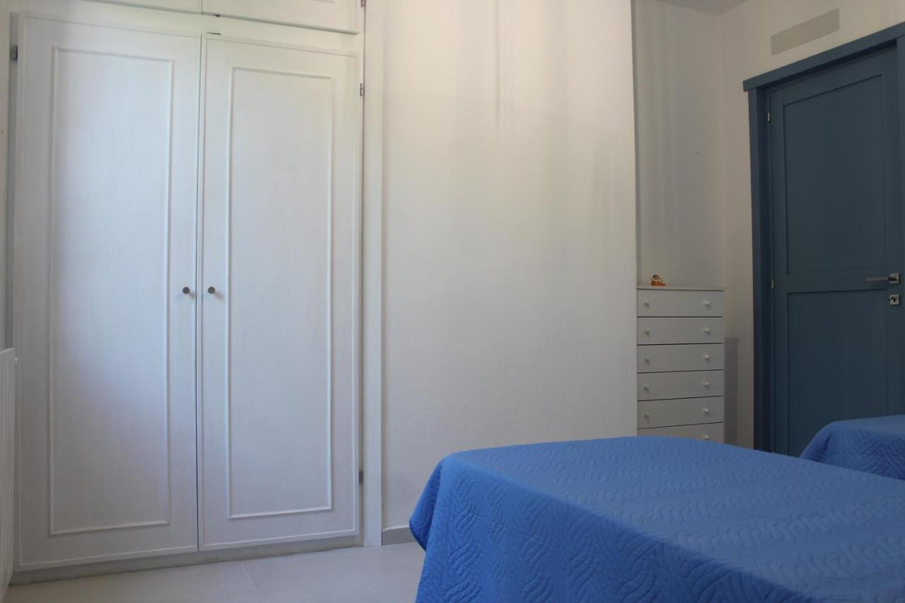Bona Ciurrata Hotel Голфо Аранчи Екстериор снимка